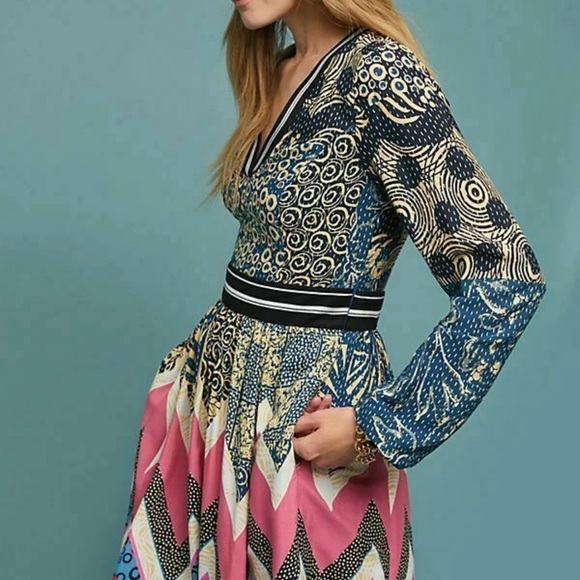 Anthropologie Dresses & Skirts - ✨Anthropologie MAUVE ✨ Sporty Chevron Mini